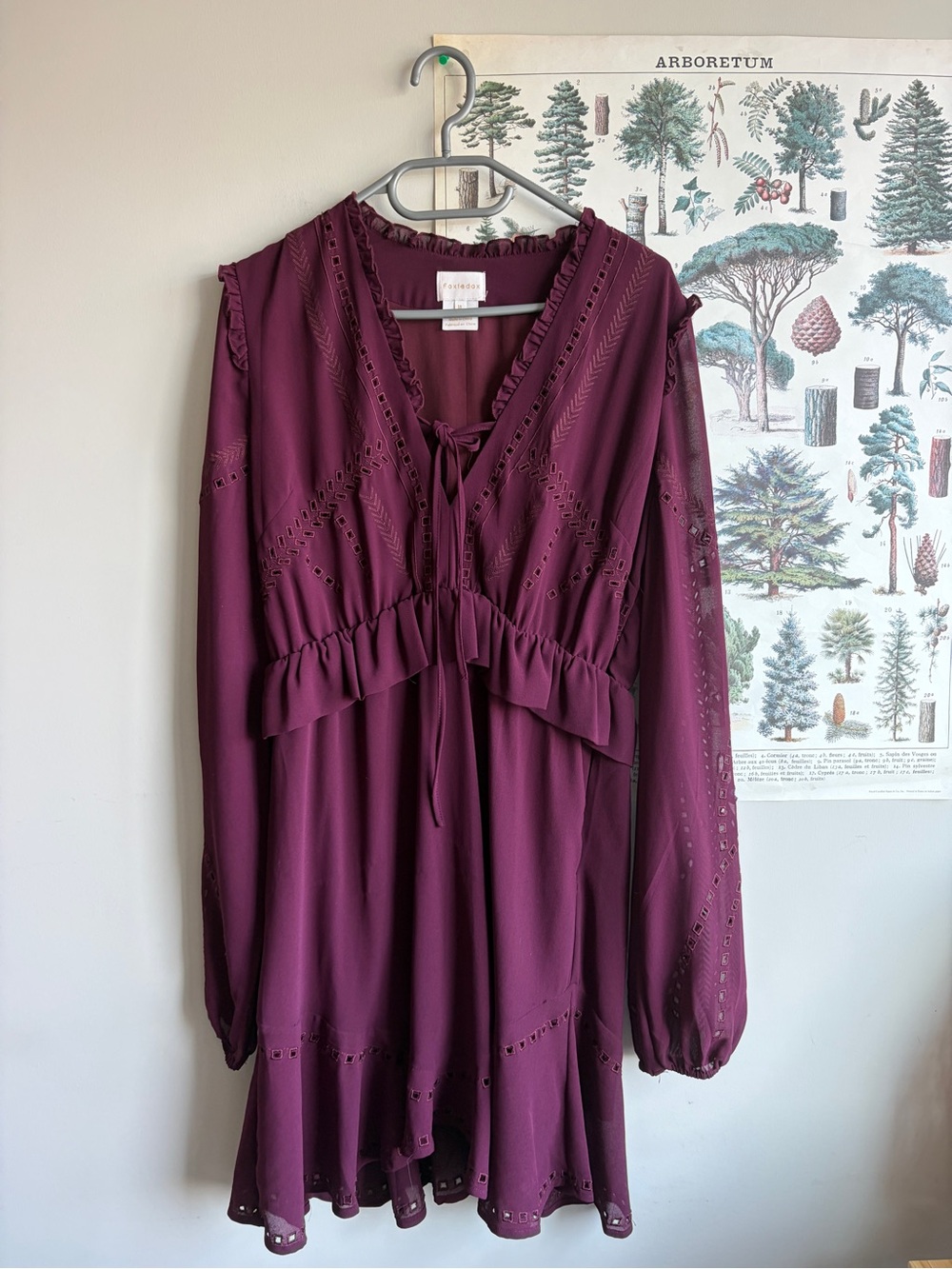 Foxiedox Plum Eyelet Ruffle Medium